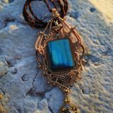 Collier Arvana