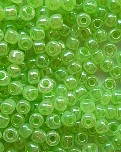 Perles de rocaille n°18 – Pomme irisé