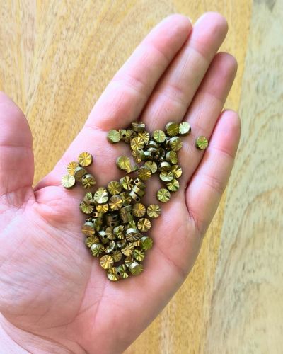Perles rondes striées en laiton – 6mm – DIY