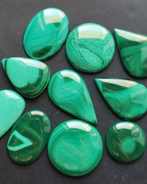 Lot de pierres – malachite n°01 X 10