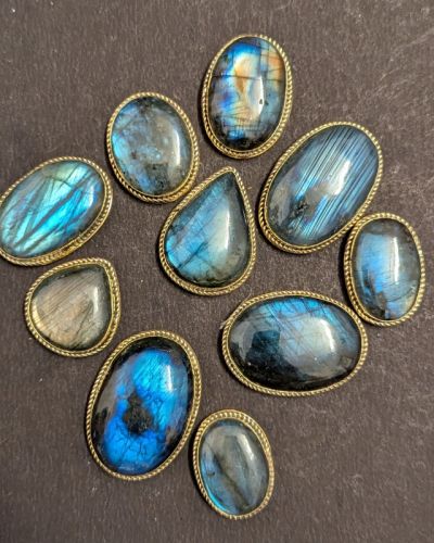 Lot 10 pierres rainurées doré – labradorite – grande taille – n°14