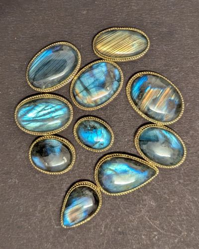 Lot 10 pierres rainurées doré – labradorite – grande taille – n°12