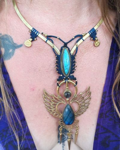 Collier Akasha – micro macramé