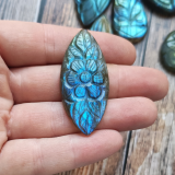Lot de pierres gravées – labradorites n°04 X 15