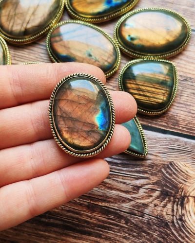 Lot 10 pierres rainurées doré – labradorite n°13